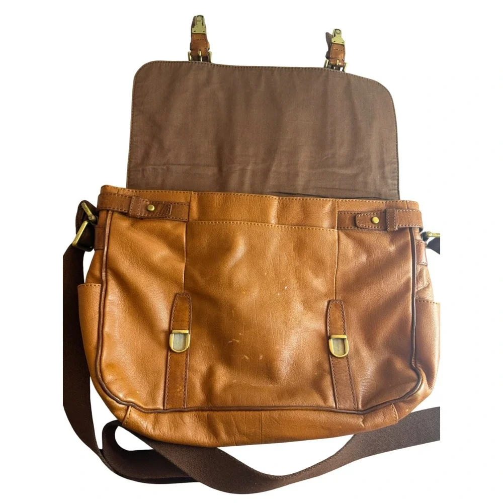Fossil‎ Tan Leather Messenger Bag Adjustable Crossbody Satchel Brass Hardware